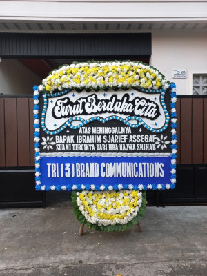 Papan Bunga Duka di Palu Barat